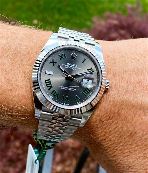 does a white gold rolex hold value|rolex value lookup.